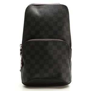 Louis Vuitton
Avenue Sling Bag Damier Graphite